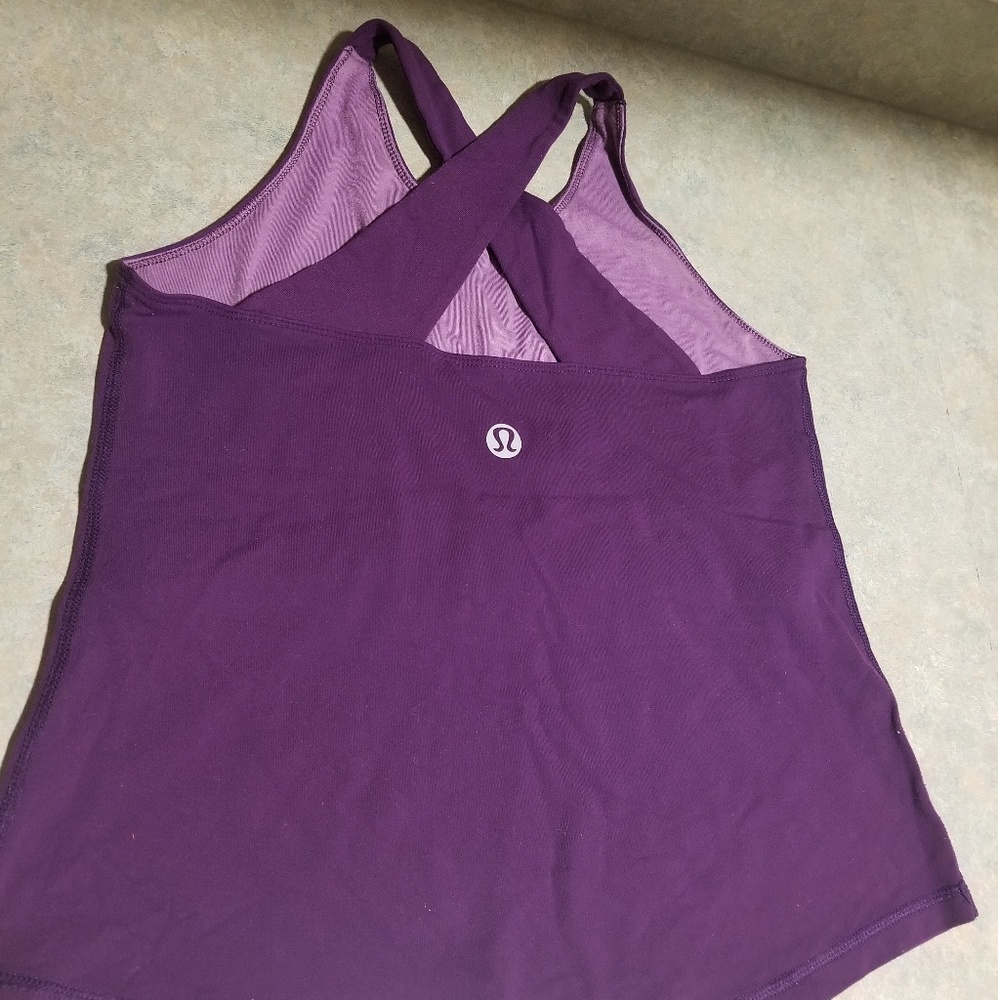 Lululemon tank